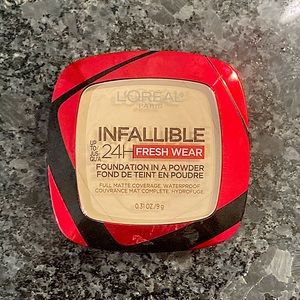 L’Oréal Paris Infallible Foundation Powder